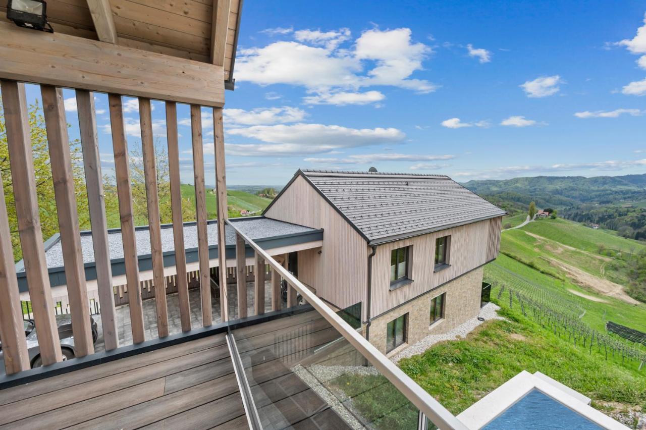 Luxus Chalet Max Glanz an der Weinstraße Exterior photo